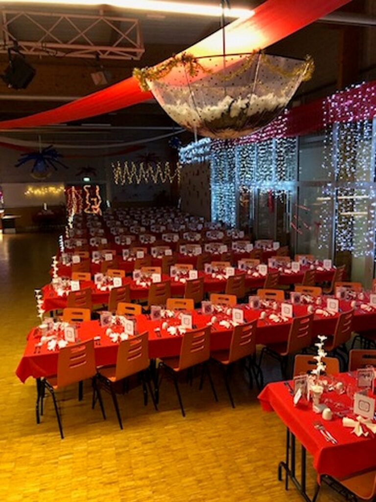 Repas réveillon Saint-Sylvestre 2023