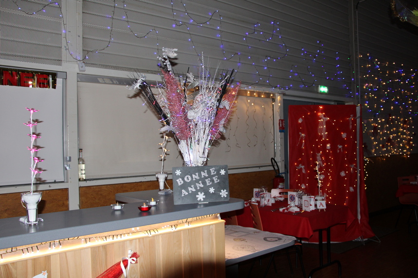 Repas réveillon Saint-Sylvestre 2023