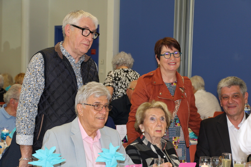Repas des 75 ans du club Poigny le 14 avril 2024 à la salle Pierre Guédou Le Mans