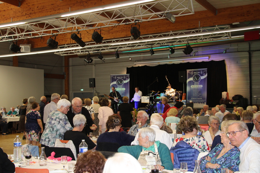 Club André POIGNY - Le Mans - Buffet printanier 2025