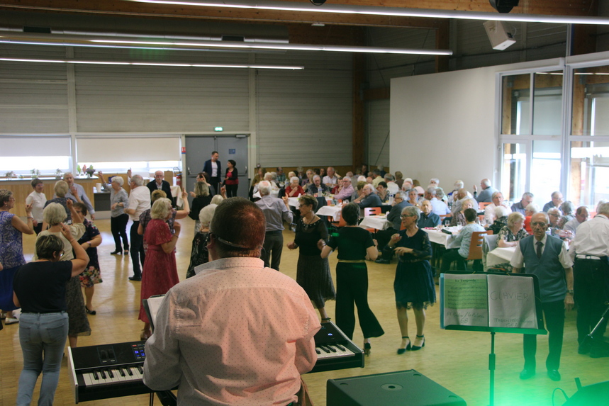 Club André POIGNY - Le Mans - Buffet printanier 2025