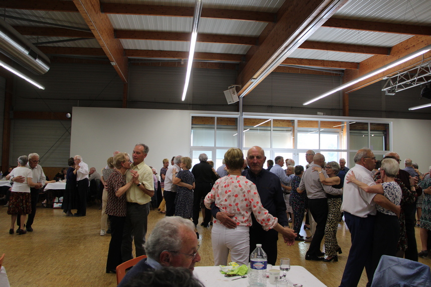 Club André POIGNY - Le Mans - Buffet printanier 2025